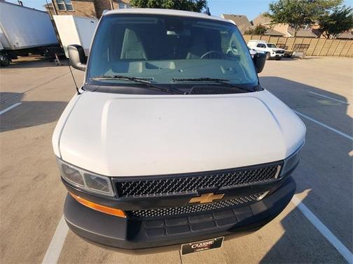 Summit White 2024 Chevrolet Express 3500 Work Van
