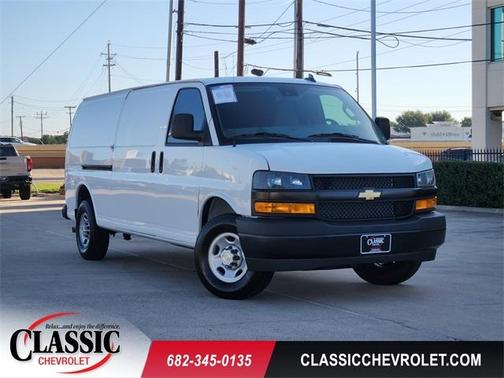 Summit White 2024 Chevrolet Express 3500 Work Van