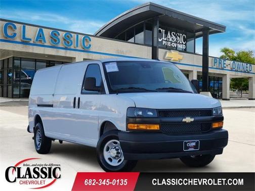 Summit White 2024 Chevrolet Express 3500 Work Van