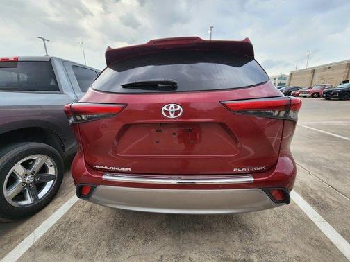 2021 Toyota Highlander Platinum