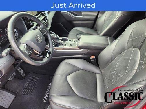 2021 Toyota Highlander Platinum