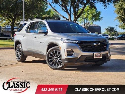 2023 Chevrolet Traverse RS