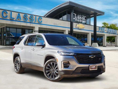 2023 Chevrolet Traverse RS