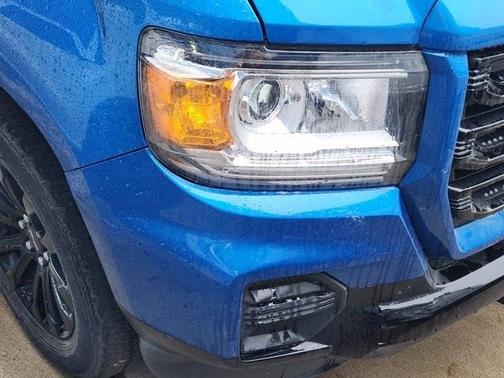 2021 GMC Canyon Elevation Standard