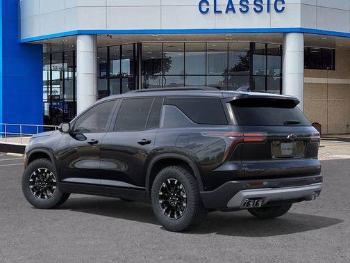Black 2026 Chevrolet Traverse Z71