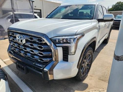2022 Toyota Tundra Platinum