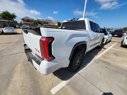 2022 Toyota Tundra Platinum