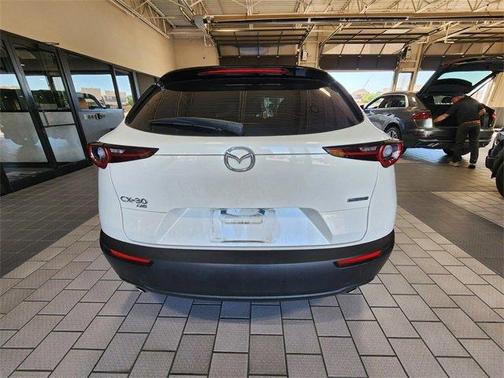 Snowflake White Pearl 2023 Mazda CX-30 2.5 S