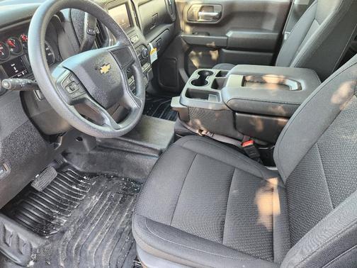 2025 Chevrolet Silverado 3500 WT