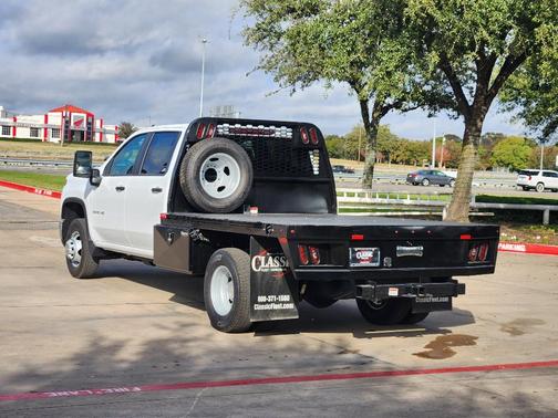 2025 Chevrolet Silverado 3500 WT