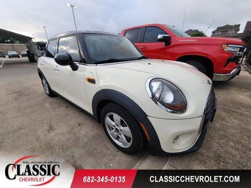 Pepper White 2016 MINI Hardtop Cooper
