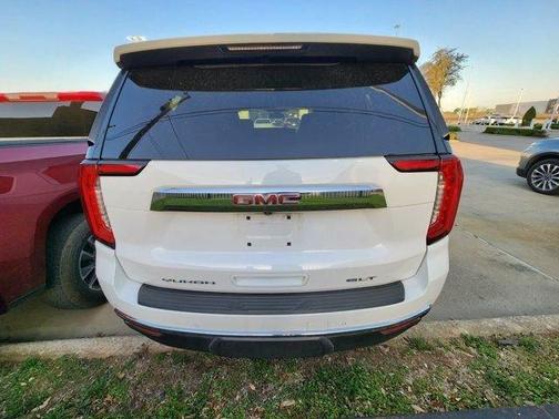 Summit White 2021 GMC Yukon SLT