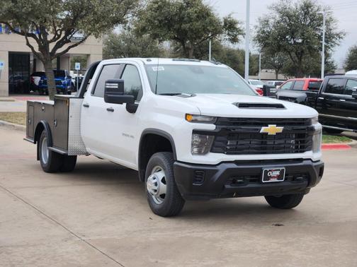 2025 Chevrolet Silverado 3500 WT