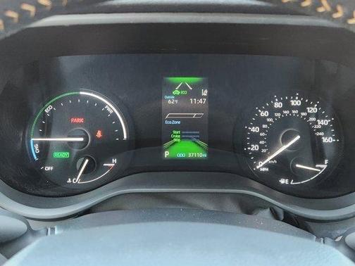 2023 Toyota Sienna Woodland Edition