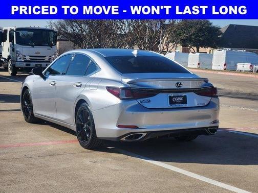 Iridium 2022 Lexus ES 350 F Sport