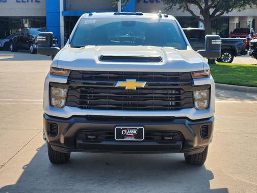2026 Chevrolet Silverado 3500 WT