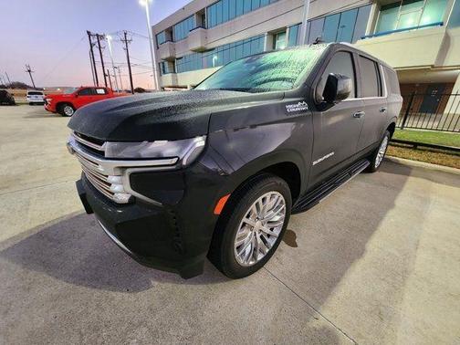 2023 Chevrolet Suburban High Country
