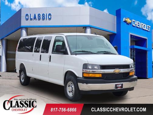 2025 Chevrolet Express 3500 LS
