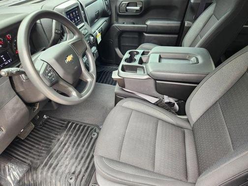Summit White 2024 Chevrolet Silverado 1500 Custom