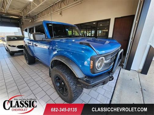 Blue Metallic 2022 Ford Bronco Base