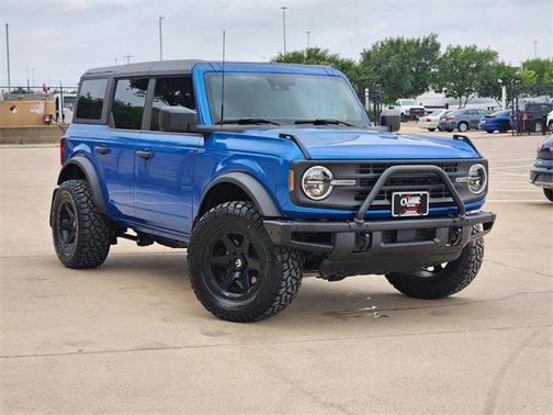 Blue Metallic 2022 Ford Bronco Base