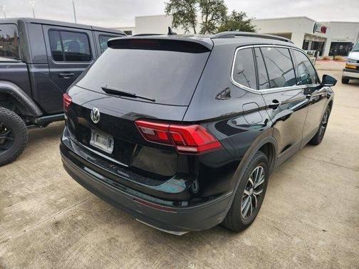 2019 Volkswagen Tiguan 2.0T SE