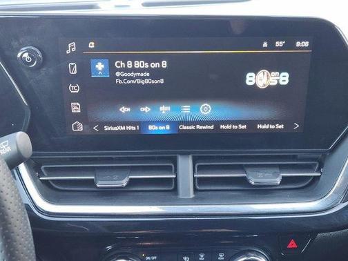 Summit White 2025 Chevrolet Trax 2RS