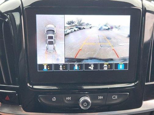 Mosaic Black Metallic 2023 Chevrolet Traverse RS