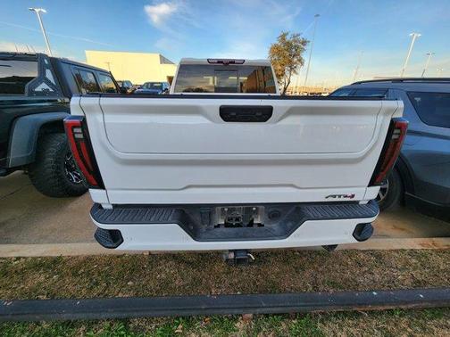 2024 GMC Sierra 2500 AT4