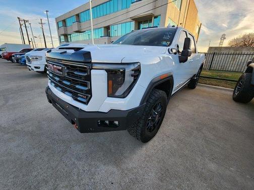 2024 GMC Sierra 2500 AT4