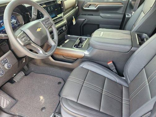2025 Chevrolet Silverado 3500 High Country