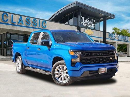 2022 Chevrolet Silverado 1500 Custom