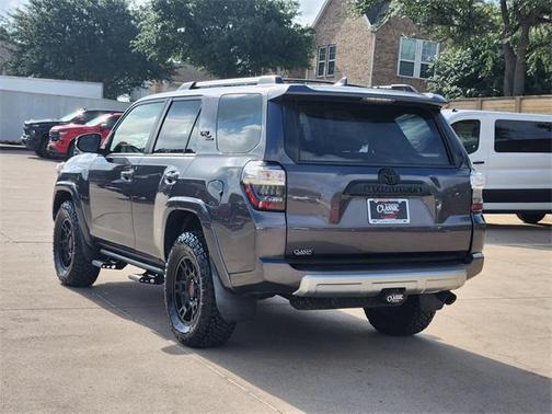 Magnetic Gray Metallic 2018 Toyota 4Runner Sport