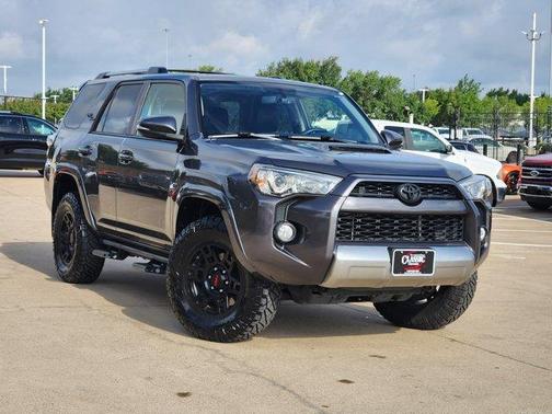 Magnetic Gray Metallic 2018 Toyota 4Runner Sport