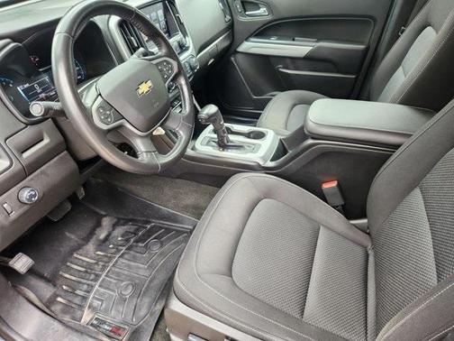 2017 Chevrolet Colorado LT