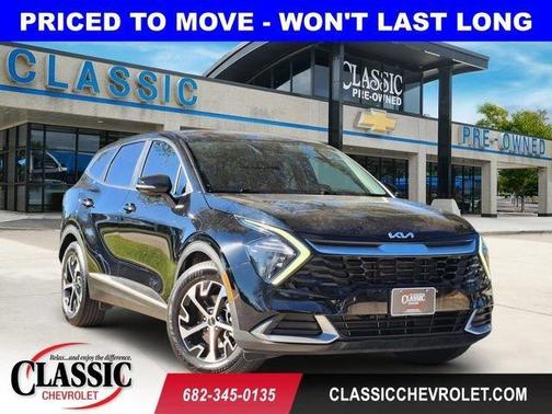 Ebony Black 2023 Kia Sportage EX