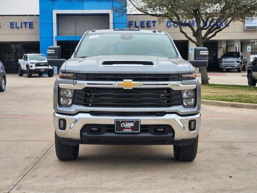 2025 Chevrolet Silverado 3500 LT