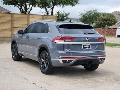 2022 Volkswagen Atlas Cross Sport 3.6L V6 SEL R-Line