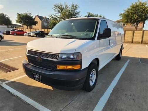 Summit White 2025 Chevrolet Express 3500 Work Van