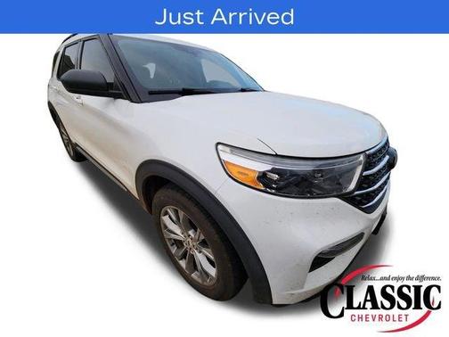 White Metallic 2021 Ford Explorer XLT