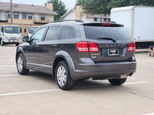 Granite Crystal Clearcoat Metallic 2020 Dodge Journey SE Value