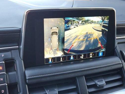 2022 GMC Yukon XL SLT