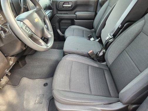 2025 Chevrolet Silverado 2500 Custom