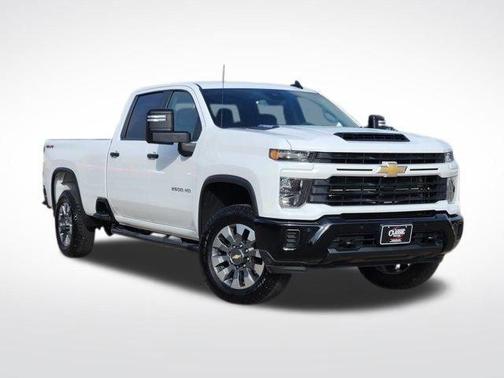 Summit White 2025 Chevrolet Silverado 2500 Custom