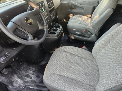 2025 Chevrolet Express 2500 Work Van