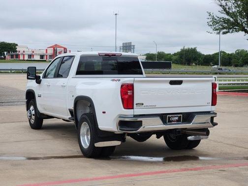 2025 Chevrolet Silverado 3500 LT