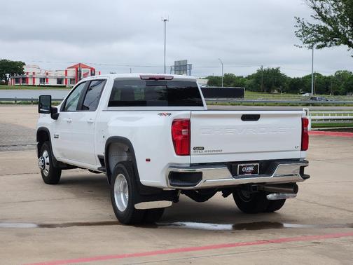 2025 Chevrolet Silverado 3500 LT