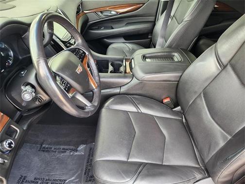 Radiant Silver Metallic 2020 Cadillac Escalade Luxury