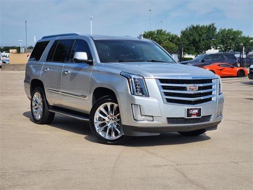 Radiant Silver Metallic 2020 Cadillac Escalade Luxury