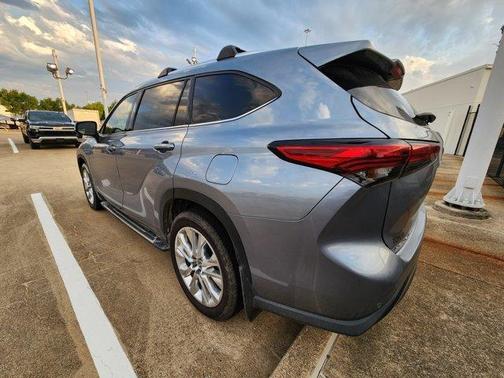 2021 Toyota Highlander Limited